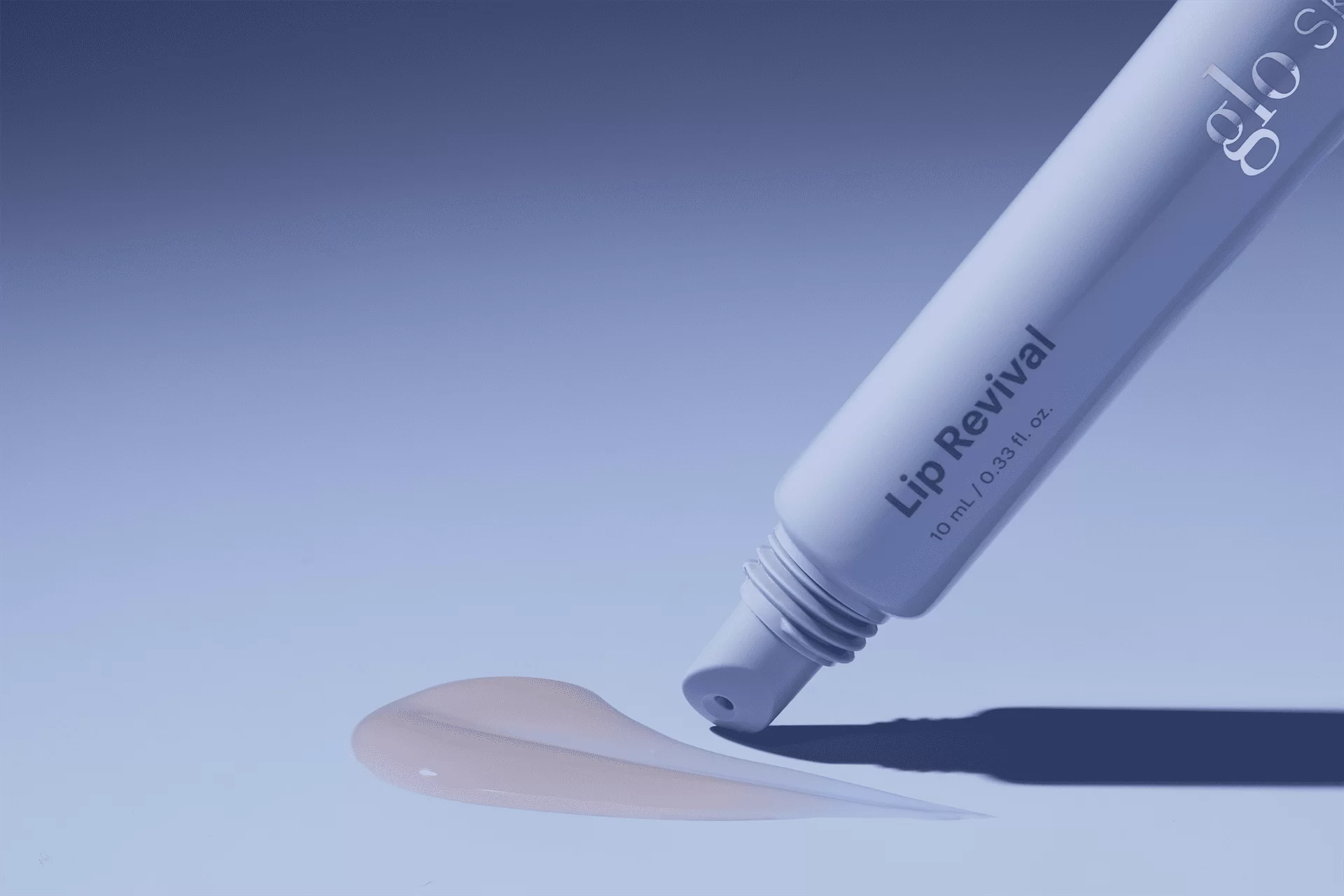 ATKURIAMOJI LŪPŲ PRIEŽIŪROS PRIEMONĖ / LIP REVIVAL