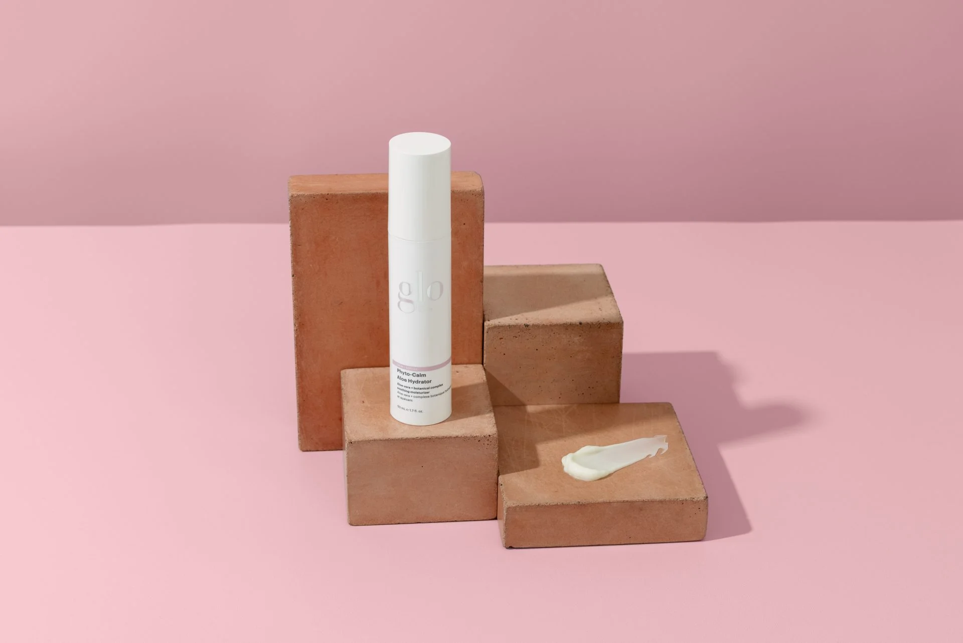 PHYTO-CALM RAMINAMASIS DRĖKIKLIS SU ALAVIJU / CALM+SOOTHE PHYTO-CALM ALOE HYDRATOR